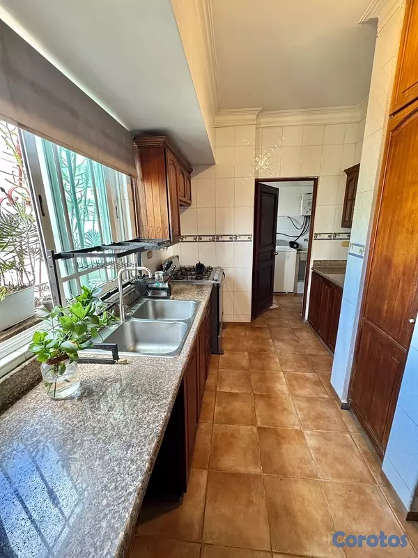 apartamentos - vendo piso 6 bella vista sur tres habitaciones 2.5 baños dos parqueos paralelos  6
