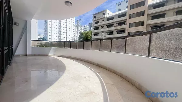 apartamentos - Venta de Apartamento en Piantini 8