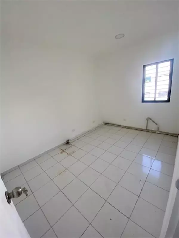 oficinas y locales comerciales - Local en venta en Gazcue 5