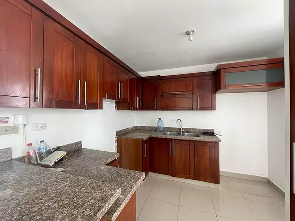 apartamentos - Apartamento 3er Nivel con Piscina en Gurabo 8