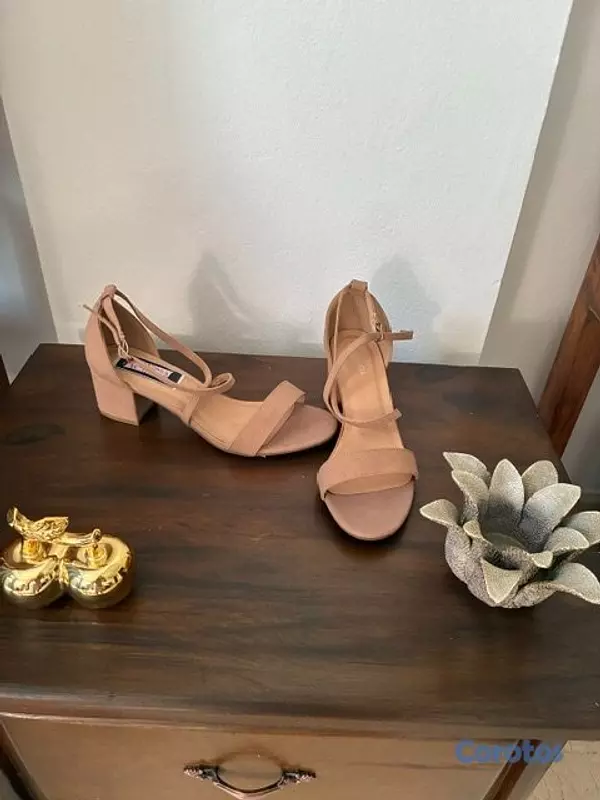 zapatos para mujer - Vendo zapatillas de tamaño grande 4