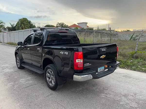jeepetas y camionetas - chevolet colorado 2022 7