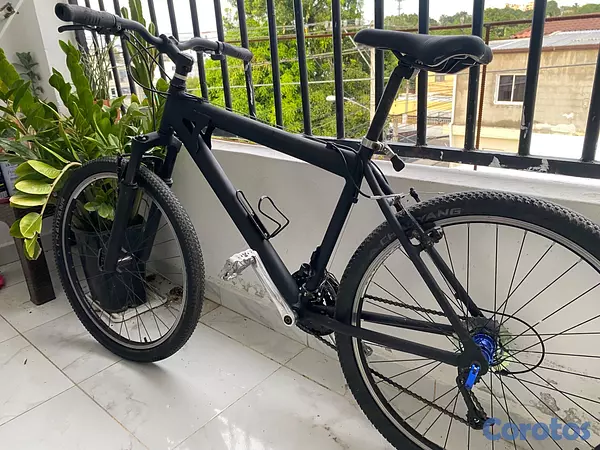 bicicletas y accesorios - Vendo bicicletas negra máster  5