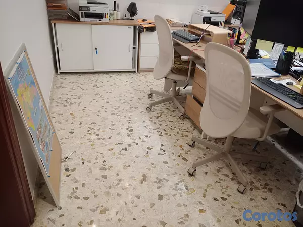 casas - Vendo o alquilo casa de 2 nivel en Los Cacicazgos. 3