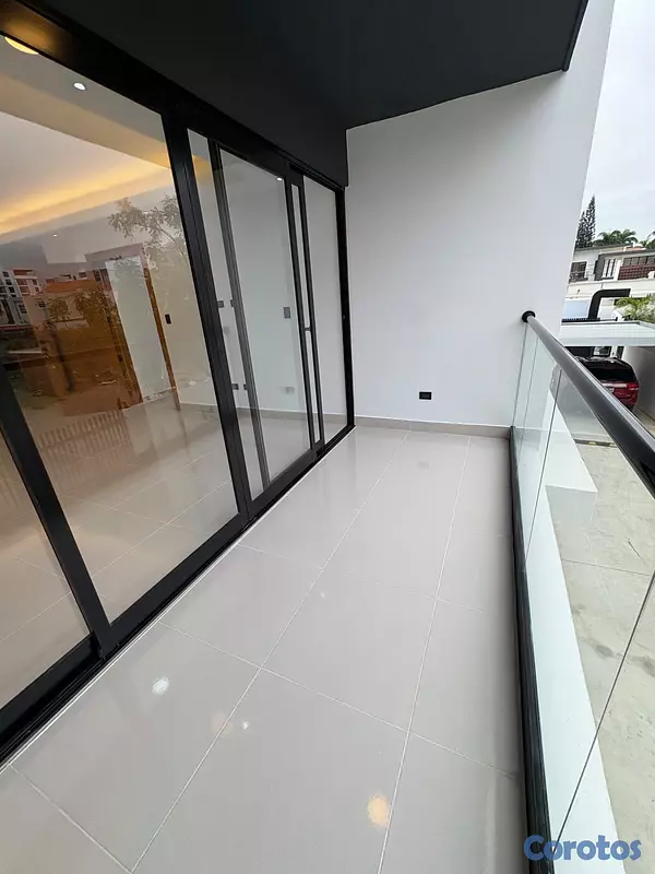 apartamentos - Alquiler segundo nivel Villa María, Santiago  5