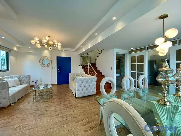 apartamentos - Elegancia y Espacio en el Paraíso por US$289,000 10