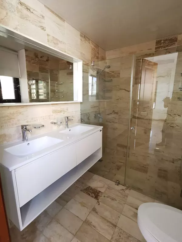 apartamentos - 📍 EN VENTA apartamento moderno y amplio en el exclusivo sector de Piantini!! 

 9