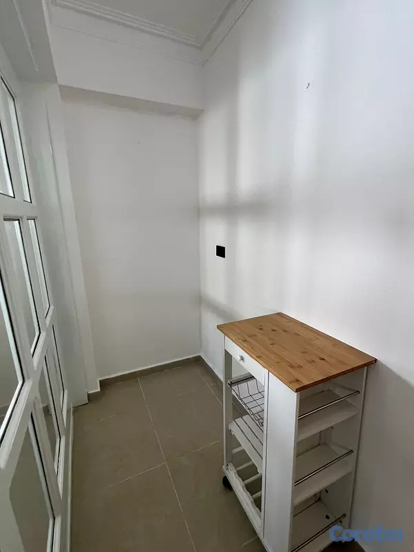 apartamentos - Apartamento de 2 habitaciones más estudio. Evaristo Morales  5