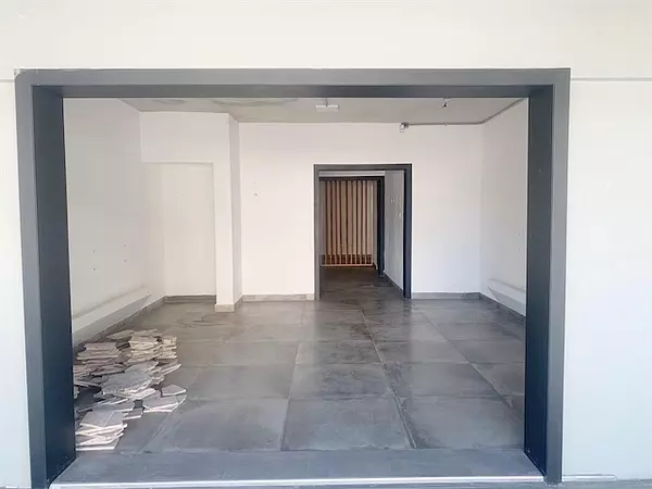 oficinas y locales comerciales - Local céntrico en Naco  4