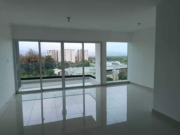 apartamentos - Hermoso Apartamento 6to Nivel Disponible en Jardines del Sur  9