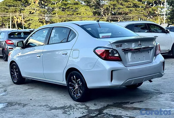 carros - Mitsubishi Mirage G4 2021
 4