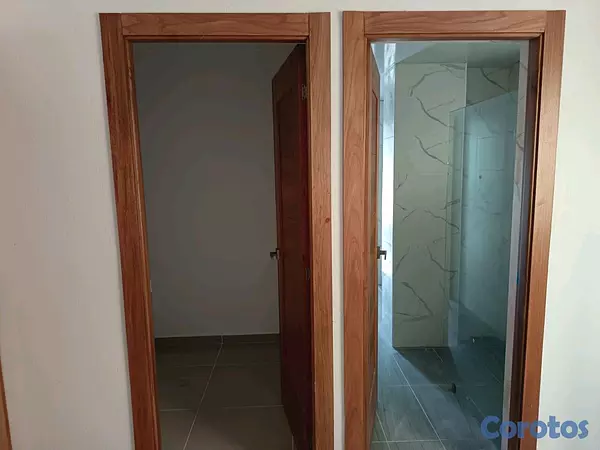 apartamentos - vendo 2do piso con terraza en respaldo los tres ojos 3 habitaciones  2 parqueos  10