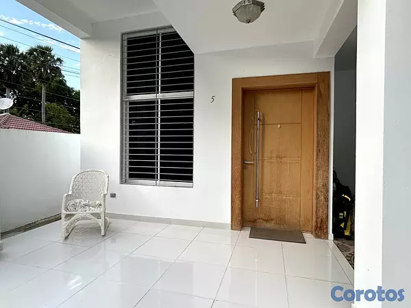 casas - Hermosa y amplia Casa disponible en Gurabo 4