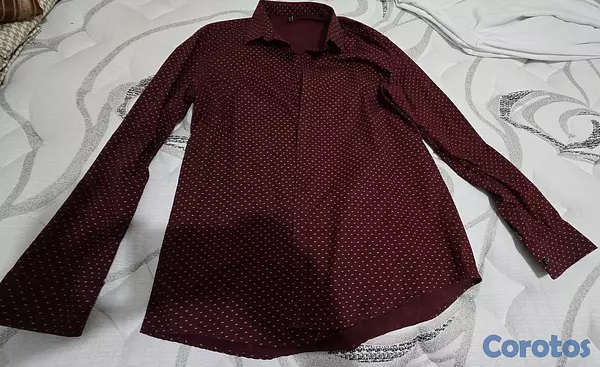 ropa para hombre - **En venta camisas =excelentes condiciones  size M 3