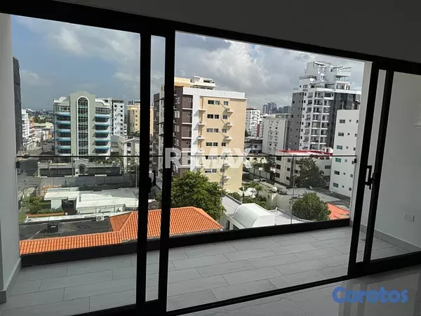 apartamentos - Apartamento de 3 habitaciones 3.5 baños en alquile 2