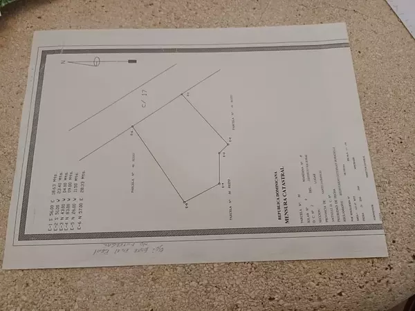 solares y terrenos -  vendo solar Metraje: 527.78 Mt2 Frente: 18.63 M2Honduras 5