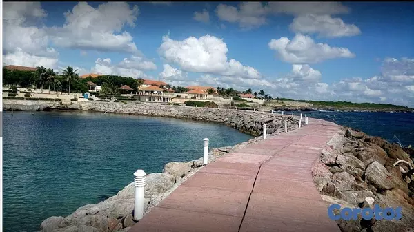 casas vacacionales y villas - Villa en la Romana Frente al mar Res. Vista Catalina 3