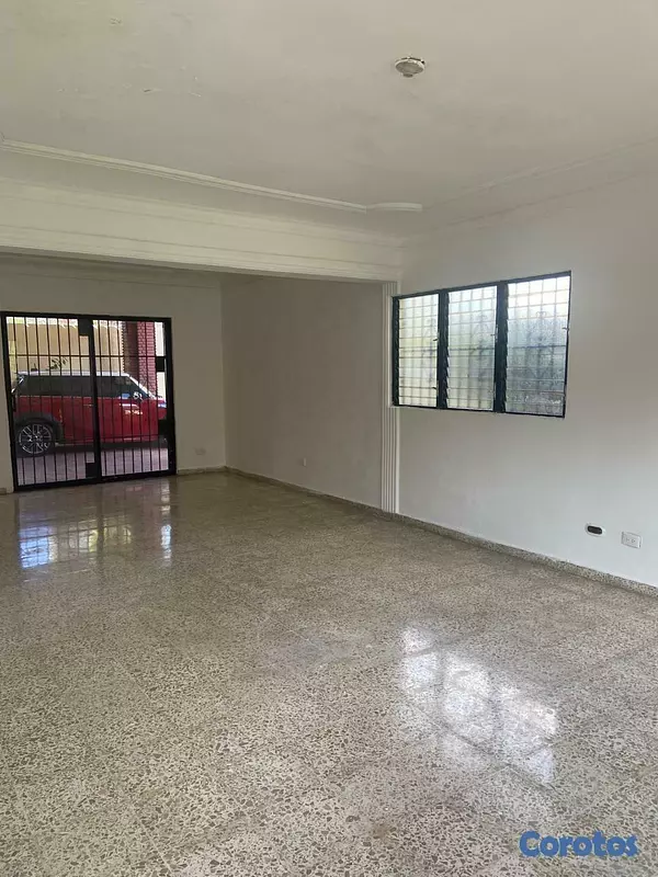 casas - Casa en el Residencial Antares cerca del acuario y 9