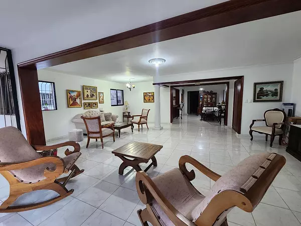 apartamentos - APARTAMENTO EN VENTA  URB. REAL  8