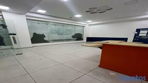 oficinas y locales comerciales - Local comercial en alquiler El Millón 3