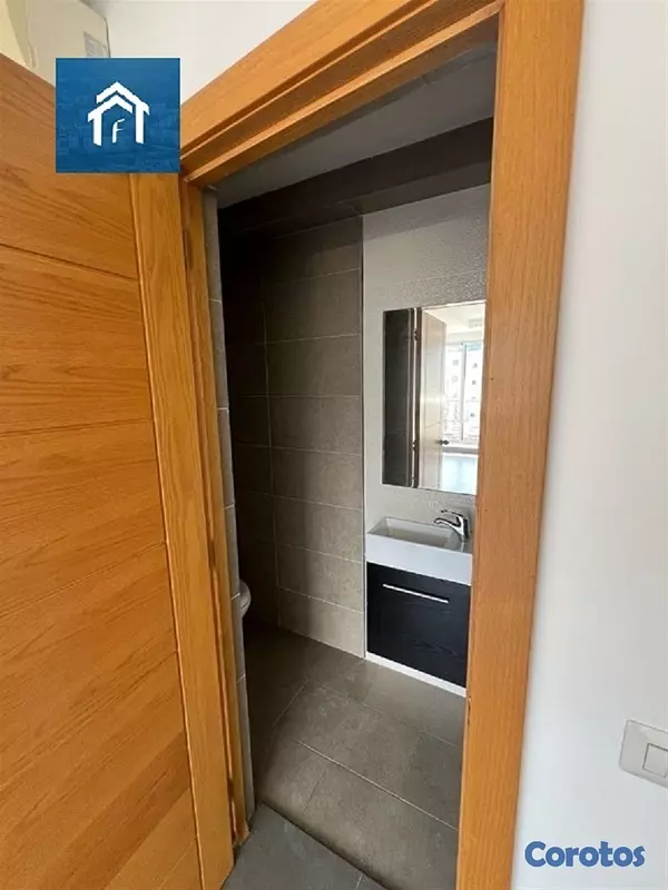 apartamentos - Apartamento en Piantini de 2 habitaciones Piso 8 4