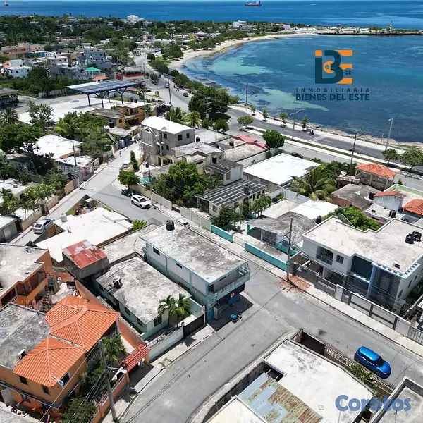 casas - Se vende estrategica propiedad en Miamar, muy bien 6