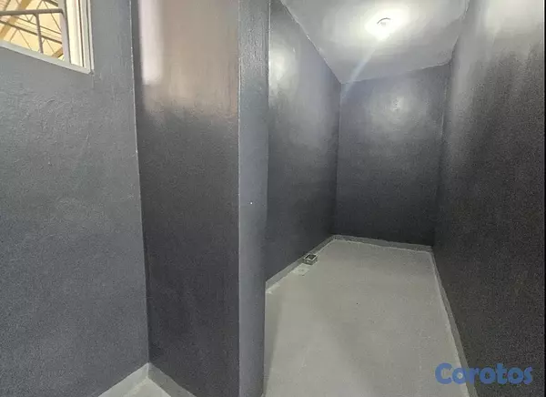otros inmuebles - Nave Industrial de 800 m² en Alquiler en Avenida I 3