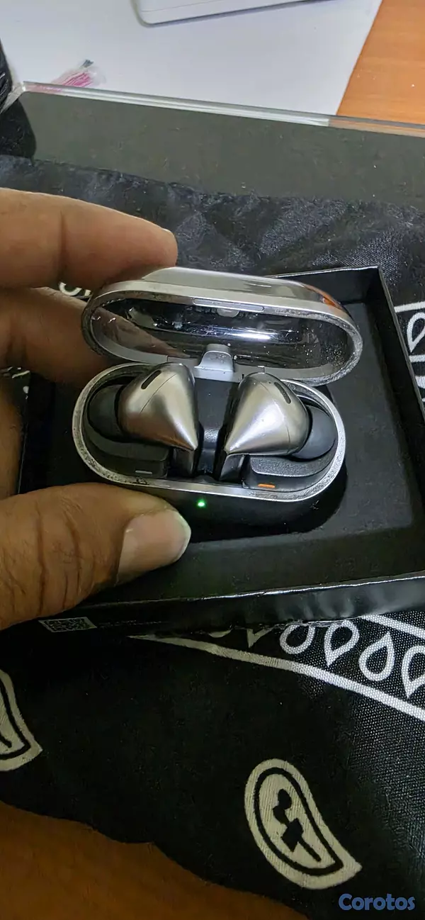 celulares y tabletas - samsung buds 3 pro originales  2