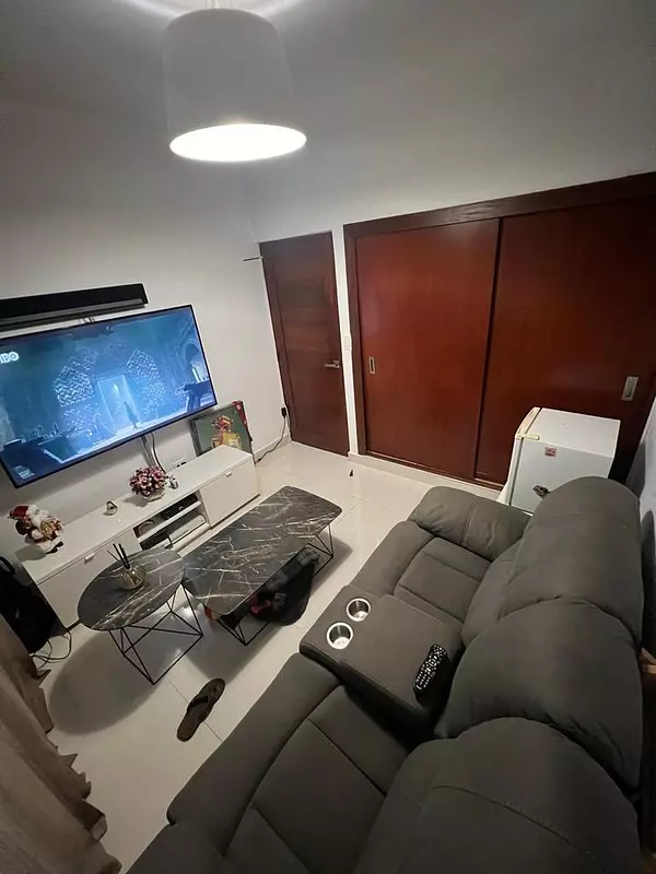 apartamentos - 🔵Apartamento 4to piso en Evaristo Morales 
 4