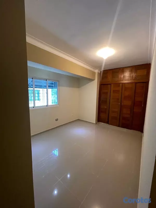 apartamentos - Vendo renacimiento tercer nivel tres habitaciones balcón dos baños dos parqueos  10