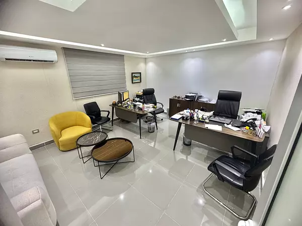 oficinas y locales comerciales - Local Comercial en Alquiler MIRADOR SUR USD 5,000 5