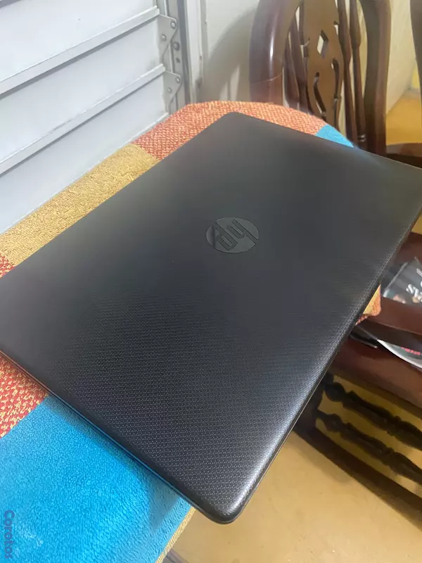 computadoras y laptops - Venta Laptop HP 15-gw0xx 10/10 Óptima 4