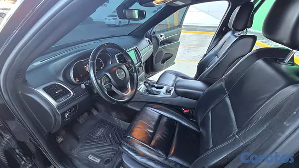 jeepetas y camionetas - Jeep Grand Cherokee Unlimited 2018 4x4 NUEVA 3