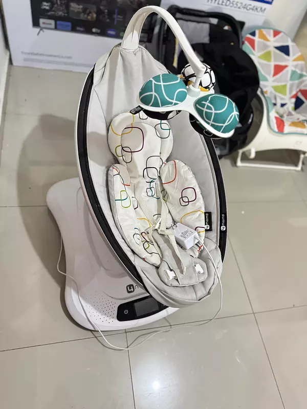 coches y sillas - MECEDOR ELECTRICO 4MOMS 2