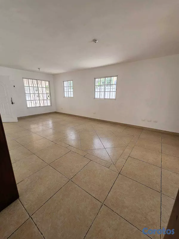 casas - SE VENDE AMPLIA CASA EN COLINAS DE LOS RIOS 5