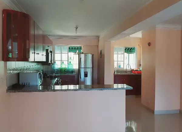 apartamentos - Apartamento Segundo Piso con Terraza, Ens. Ozama 1