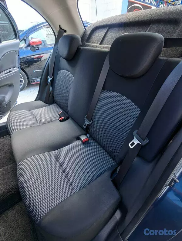 carros - NISSAN MARCH 2022 4