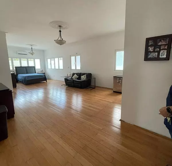 casas - Casa Amplia en Cerros de Gurabo 2