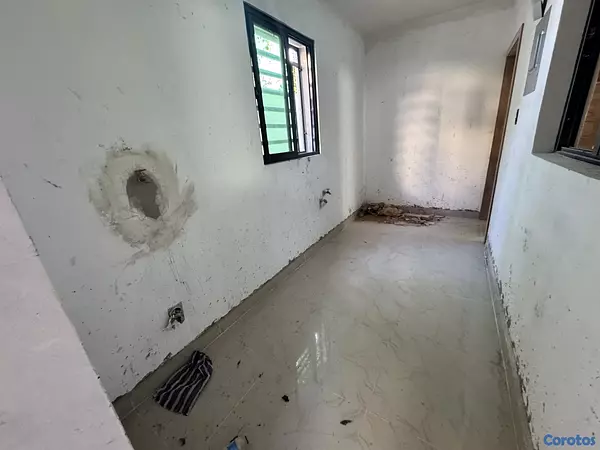 casas - venta de casa en la autopista de san isidro brisa oriental Santo Domingo este  7