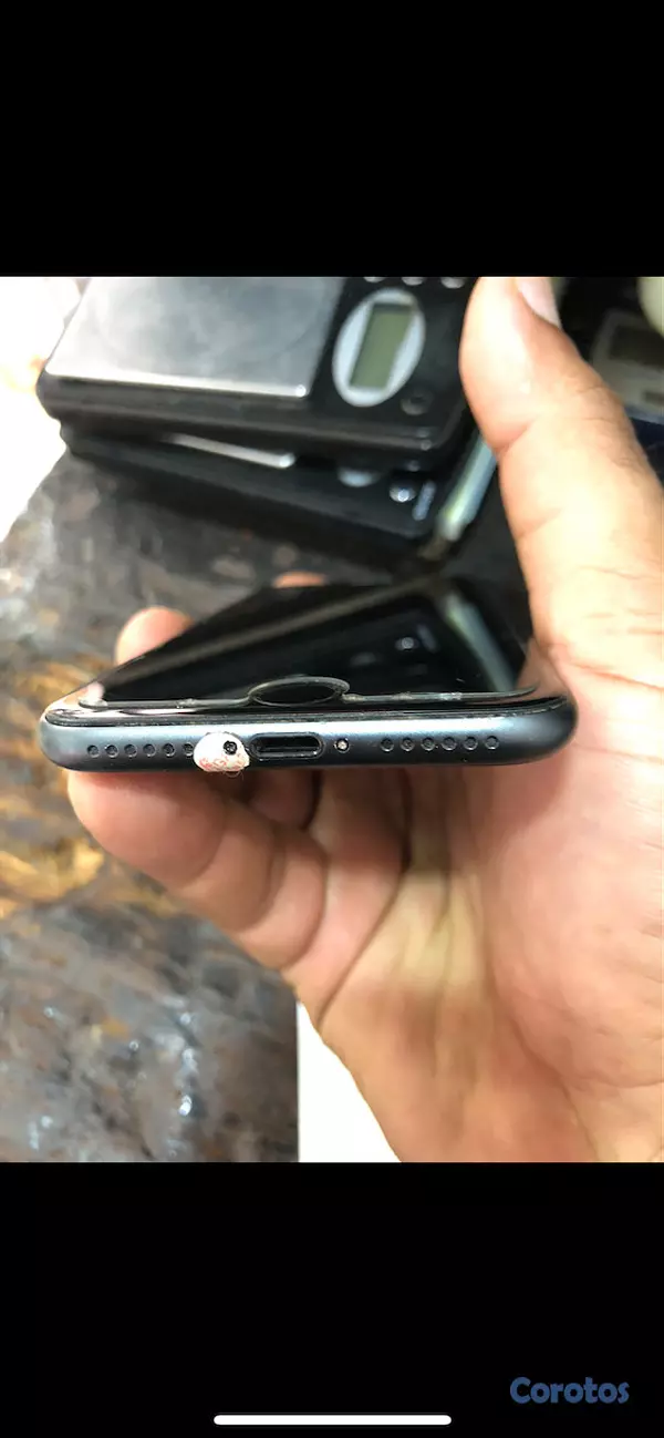 celulares y tabletas - IPhone 8 el normal pequeño de 256gb 5