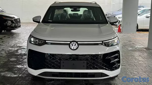 jeepetas y camionetas - Volkswagen Tiguan R Design 2026 10