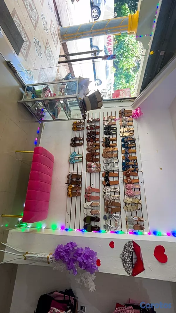 otros inmuebles - se vende todo lo de esta tienda de ropa  2
