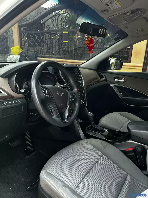 jeepetas y camionetas - Hyundai Santa fe sport 2017  8