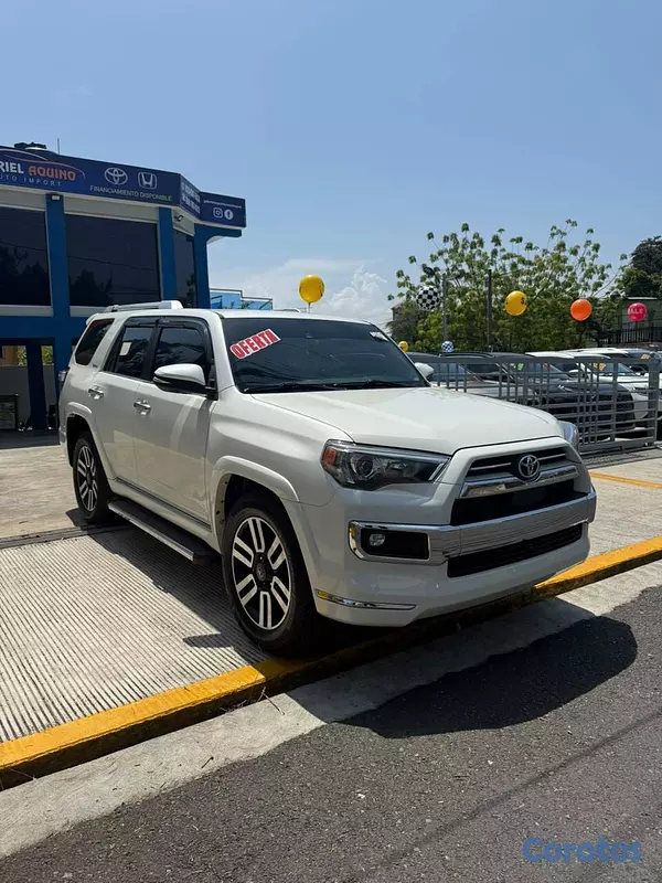 jeepetas y camionetas - Toyota 4Runner Limited Full 2023 3