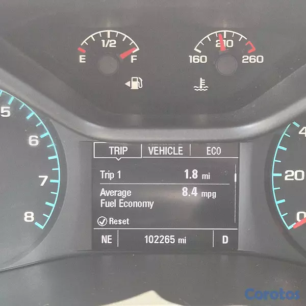 jeepetas y camionetas - VENDO CHEVROLET COLORADO LT 9