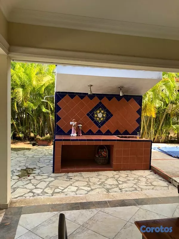 casas vacacionales y villas - Hermosa villa ubicada en el exclusivo Metro Golf & Country Club en Juan Dolio 8