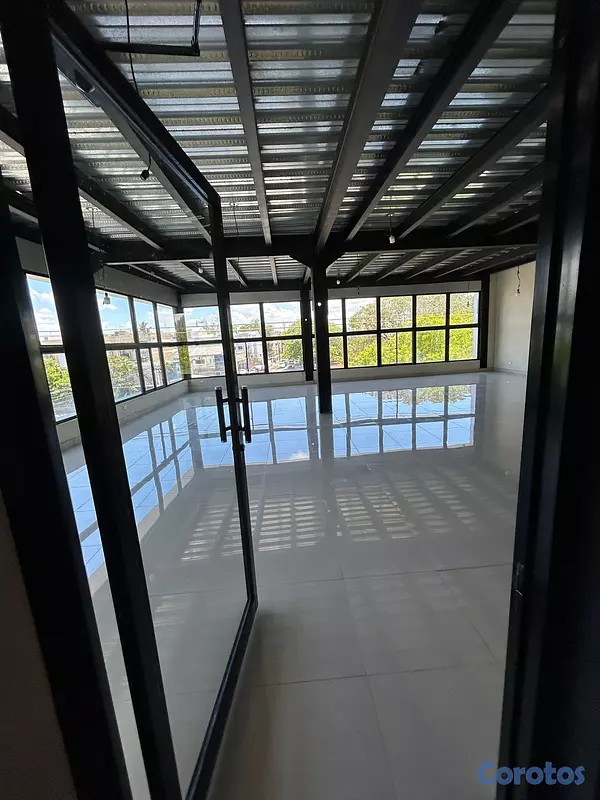 oficinas y locales comerciales - Edificio en Alquiler en el Ensanchez la Fe 6