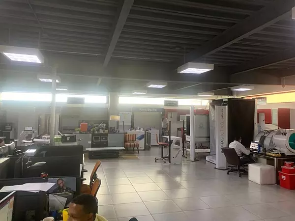 oficinas y locales comerciales - 🔵Alquilo Local 3er piso para oficina en Paraiso
 9