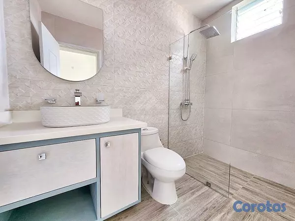 apartamentos - IMPRESIONANTE APARTAMENTO REMODELADO LA TRINITARIA 6