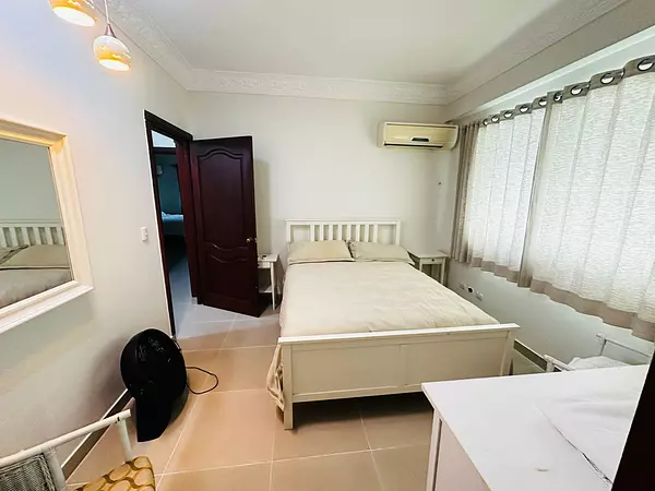 apartamentos - Alquilo apartamento amueblado en Bella Vista  3